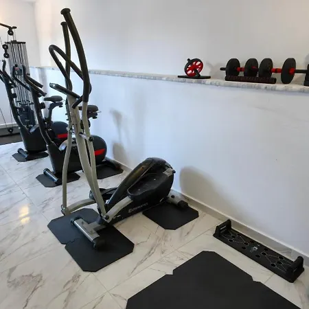 Topaz Four سيفيري